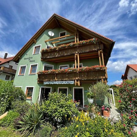 Ferienwohnungen Am Kirchberg Neualbenreuth Dış mekan fotoğraf
