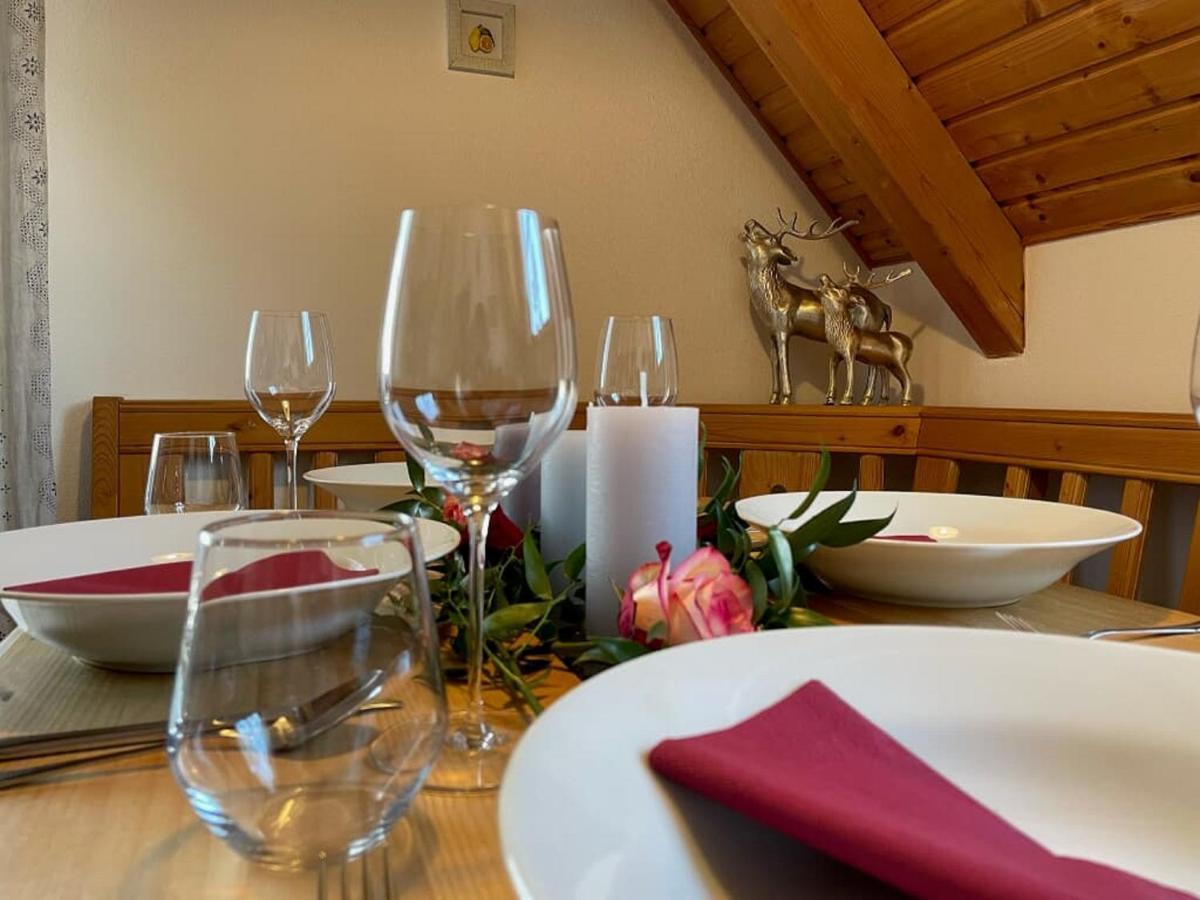 Ferienwohnungen Am Kirchberg Neualbenreuth Dış mekan fotoğraf